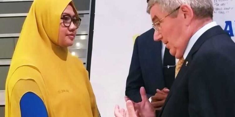Bertemu Langsung Thomas Bach, Momen Berharga Bagi Zeni Rohayati