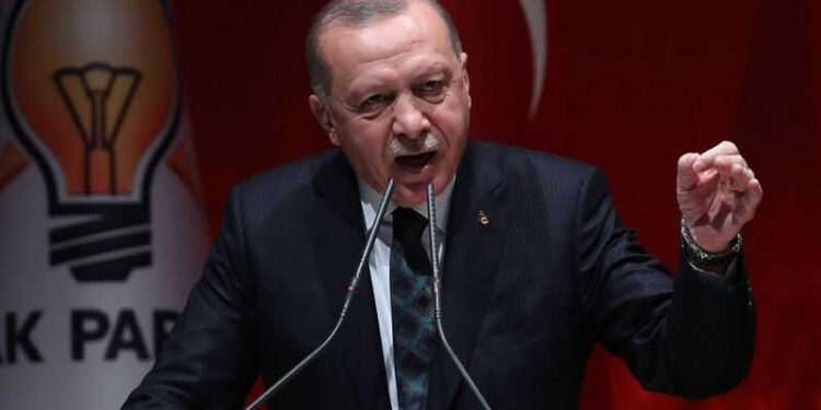 Erdogan Sebut Media Sosial adalah Ancaman Bagi Demokrasi