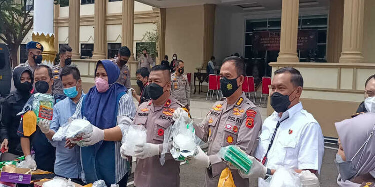 Polda Jambi Musnahkan BB Narkoba 9.6 Kg dari Tujuh Tersangka