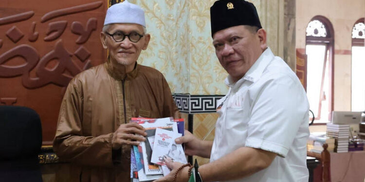 Ketua DPD RI Paparkan Perjuangan PT Nol Persen kepada Rais Aam PBNU