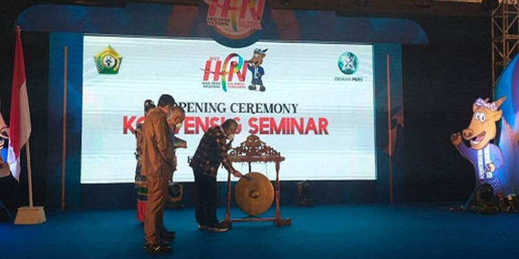 Ketua Dewan Pers Buka HPN 2022 di Kendari