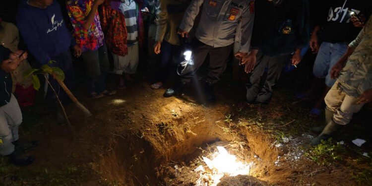 Polisi Berhasil Ungkap Identitas Mayat Dalam Karung di Merangin