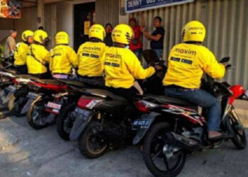 Tak Hanya Invasi Ukraina, Disaat Bersamaan Rusia ‘Serang’ Ojol Indonesia, Gojek dan Grab Terancam!