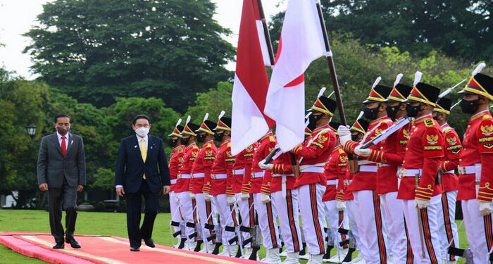 Terima Kunjungan PM Jepang, Jokowi-Fumio Kishida Bahas Penguatan Kerja Sama