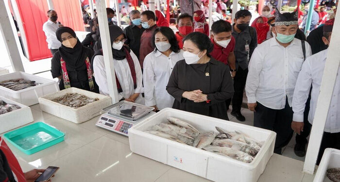 Pemerintah Harus Lindungi Nelayan Kecil dan Tradisional dari Kapal-Kapal Besar