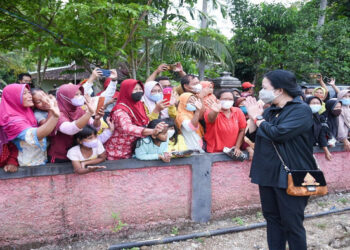 Resmikan Sambungan Air Bersih, Warga Gendayakan Doakan Puan Menjadi Presiden