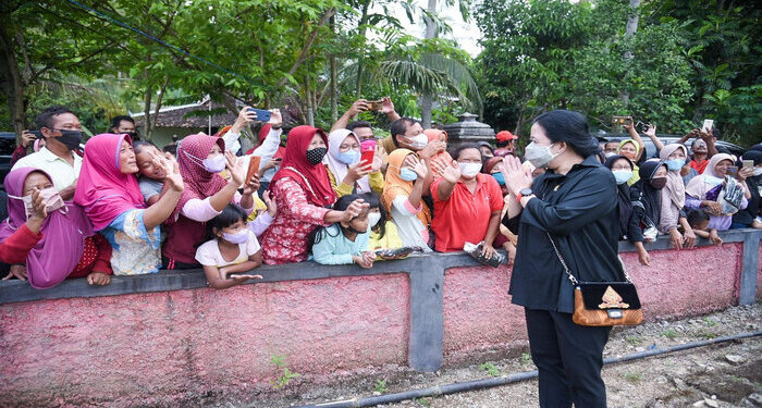 Resmikan Sambungan Air Bersih, Warga Gendayakan Doakan Puan Menjadi Presiden