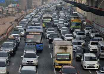 Polri Mulai Berlakukan Contraflow di KM 47 Tol Jakarta-Cikampek