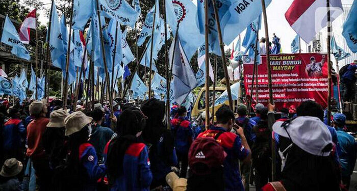 Buruh Gelar Perayaan May Day Fiesta di Gedung DPR/MPR dan Stadion GBK Bawa 18 Tuntutan
