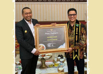 Influencer Arief Muhammad Dinobatkan sebagai Duta Nasi Padang