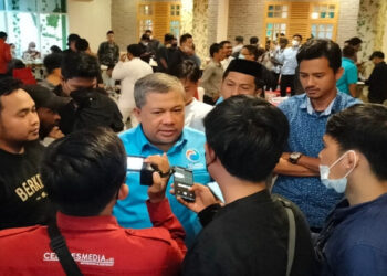 Wakil Rakyat Diminta Tak Lagi Bagikan Amplop dan Jadi Penyalur Bansos