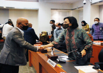 Dampak Naiknya Subdisi Energi, Banggar DPR Setujui APBN 2022 Jadi Rp3.106 Triliun