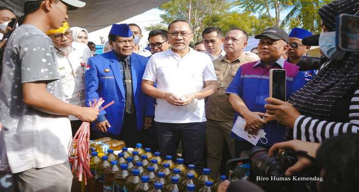 Kunjungi Donggala, Mendag Zulkifli Hasan: Pastikan Fokusnya Bukan Hanya Pulau Jawa