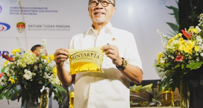 Janji Turunkan Harga Migor Lunas, Mendag Zulhas Luncurkan MINYAKITA Rp14 Ribu per Liter