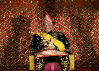 Mendagri Tito Dianugerahi Gelar Adat Melayu Jambi