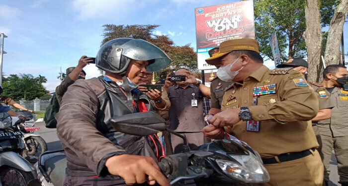 Gubernur Jambi Dukung Gerakan Pembagian 10 Juta Bendera Merah Putih