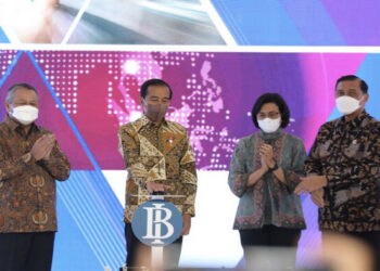 Antisipasi Perkembangan Ekonomi Digital, Jokowi Luncurkan KKP Domestik dan QRIS Antarnegara