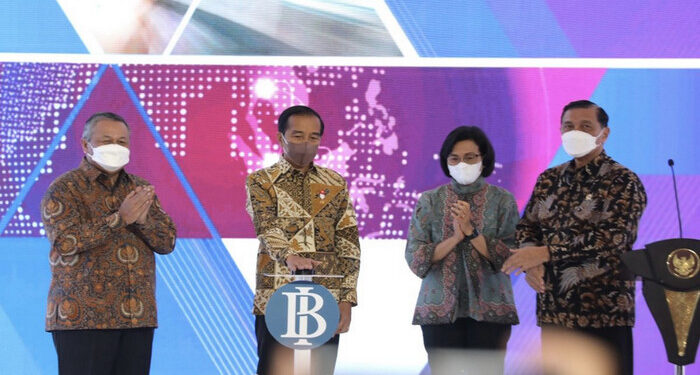 Antisipasi Perkembangan Ekonomi Digital, Jokowi Luncurkan KKP Domestik dan QRIS Antarnegara