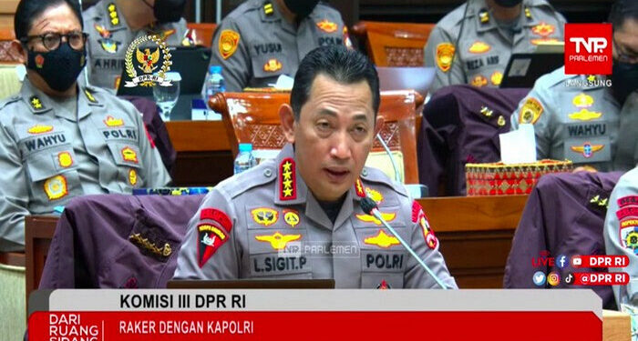 Ancaman Tegas Kapolri untuk Polisi Nakal, Ikut Barisan Perbaiki Polri atau Keluar!