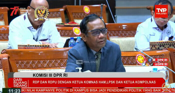 Mahfud MD Dicecar soal Ferdy Sambo, Demokrat Usul Kapolri Diberhentikan Sementara, Ada Apa dengan Komisi III DPR?