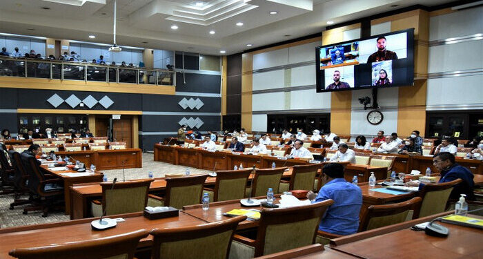 DPR Setujui Naturalisasi Jordi Amat dan Sandy Walsh