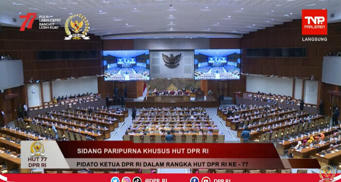 Pimpin Rapat Paripurna HUT ke-77 DPR, Puan: DPR Kuat, Rakyat Sejahtera