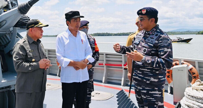 Kunjungi IKN Lewat Jalur Laut, Jokowi: Progres Infrastruktur Berjalan Baik