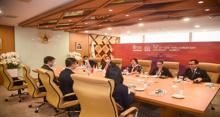 Puan Dorong Peningkatan Investasi Tiongkok dan Singapura Lewat Bilateral Parlemen