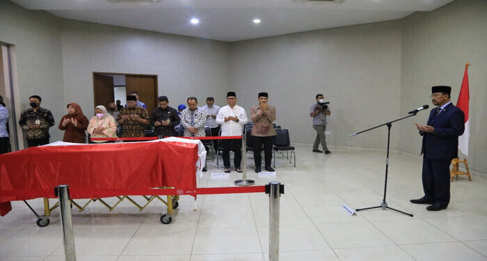 Nono Sampono Pimpin Pelepasan Jenazah Habib Saleh Muhammad Aljufri