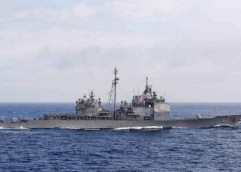 China Usir Kapal Perang AS USS Chancellorsvilledi dari Laut China Selatan