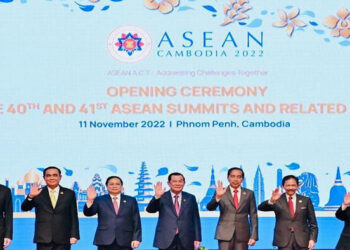 Presiden Jokowi Dorong ASEAN Kembangkan Pariwisata Halal