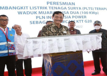 Luhut Resmikan PLTS Terapung, PLN Siap Dukung KTT G20 di Bali
