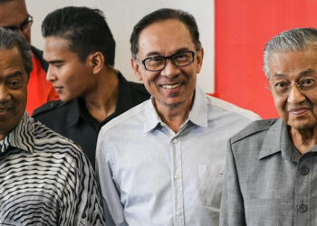 Anwar Ibrahim dan Muhyiddin Yassin Bersaing Ketat Jadi PM Malaysia, Karir Politik Mahathir Mohamad Resmi Berakhir