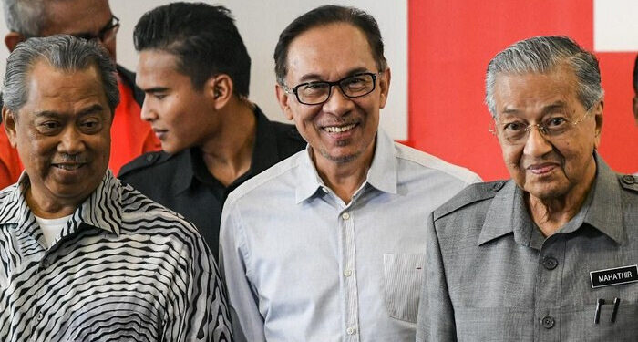 Anwar Ibrahim dan Muhyiddin Yassin Bersaing Ketat Jadi PM Malaysia, Karir Politik Mahathir Mohamad Resmi Berakhir