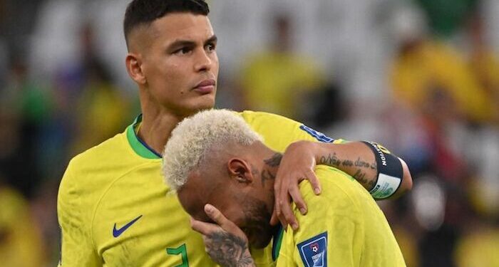 Thiago Silva: Tersingkir Lewat Adu Penalti Sangatlah Menyakitkan