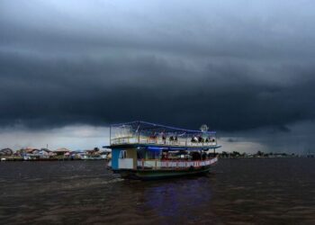 Hujan Lebat Berpeluang Mengguyur Sebagian Besar Wilayah Indonesia