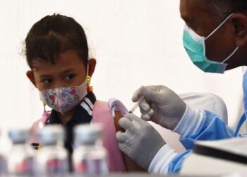 BPOM Terbitkan Izin Guna Vaksin Comirnaty untuk Anak di Bawah 12 Tahun