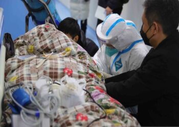 China Setop Publikasi Data COVID-19, Foto Bercak Putih Paru-paru Viral