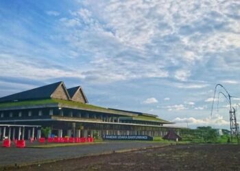Kemenhub Pastikan Operasional Bandara di Sekitar Gunung Semeru Normal
