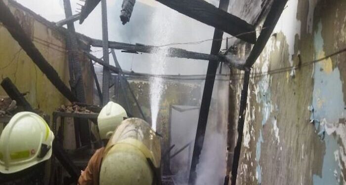 Kebakaran Bengkel di Kramat Jati Hanguskan Dua Kendaraan Bermotor