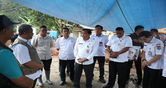 Kemendagri dan BNPP Bangun Fasilitas MCK untuk Korban Gempa Cianjur