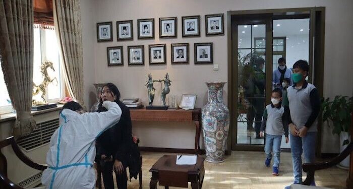 KBRI Beijing Gelar Tes PCR Mandiri di Tengah Wabah Flu