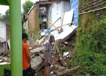 Bencana Tanah Bergerak di Nyalindung Sukabumi Rusak Puluhan Rumah