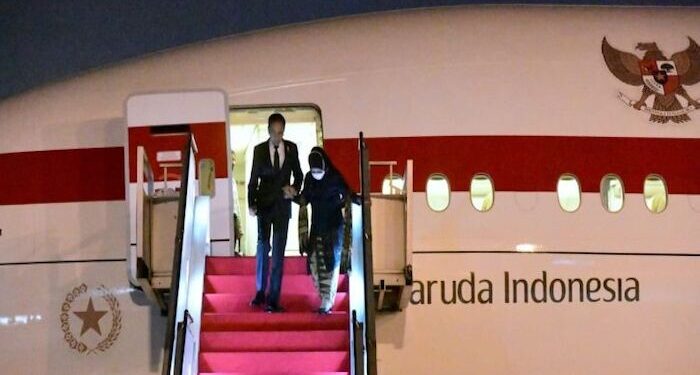 Presiden Jokowi Tiba di Tanah Air Usai Hadiri KTT ASEAN-EU di Brussels
