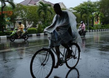 Hujan Lebat Berpeluang Mengguyur Sebagian Besar Wilayah Indonesia