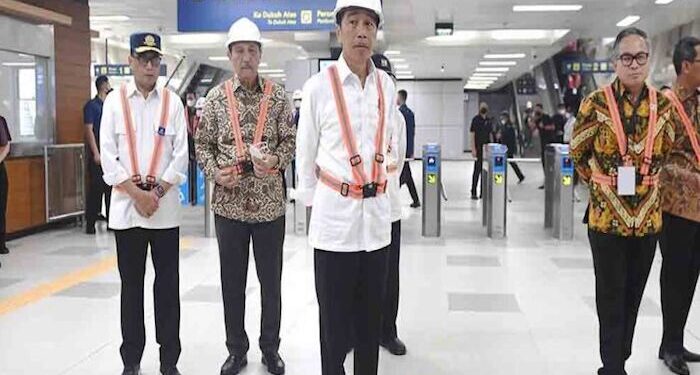 Jokowi: Keppres Penghentian PPKM Tergantung Kajian Sero Survei