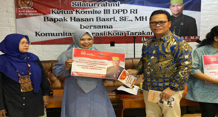 Komite III DPD RI Salurkan Bantuan 7.000 Judul Buku untuk Komunitas Literasi di Kaltara