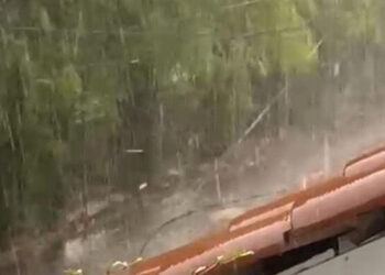 Jakarta Diguyur Hujan Es Berbentuk Seperti Kerikil, Terjadi di Cawang, Tebet dan Kalibata