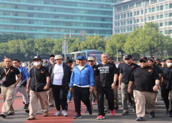 Kemendagri Gelar Jalan Sehat Bersama KPU dan Bawaslu, Isyaratkan Pemilu 2024 Berjalan Sehat