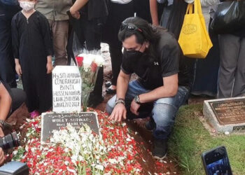 Kabar Duka, Pemeran ‘Mak Nyak Si Doel’ Meninggal Dunia, Dimakamkan Satu Liang Lahat dengan Mak Wok